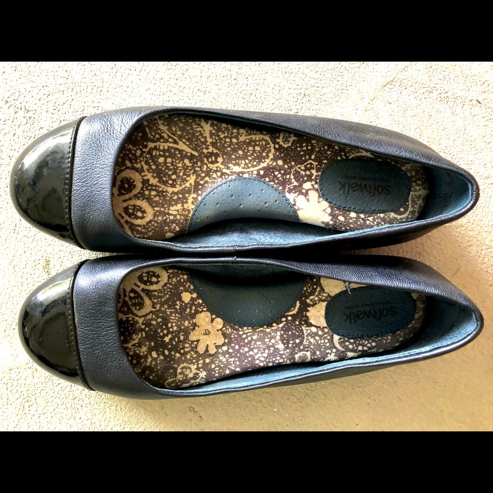 Sonoma Cap Toe Flat
SOFTWALK®